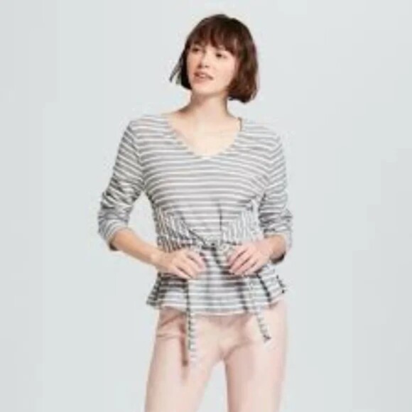 A New Day Long Sleeve Striped Gray and White Wrap V Neck Shirt Women's Large - Picture 1 of 4